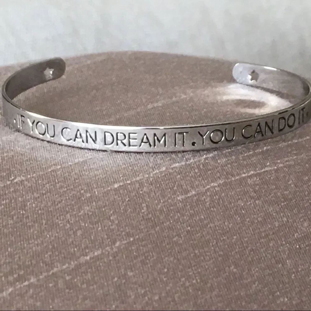 Silver Tone Dream It Do It Adjustable Bracelet NWT